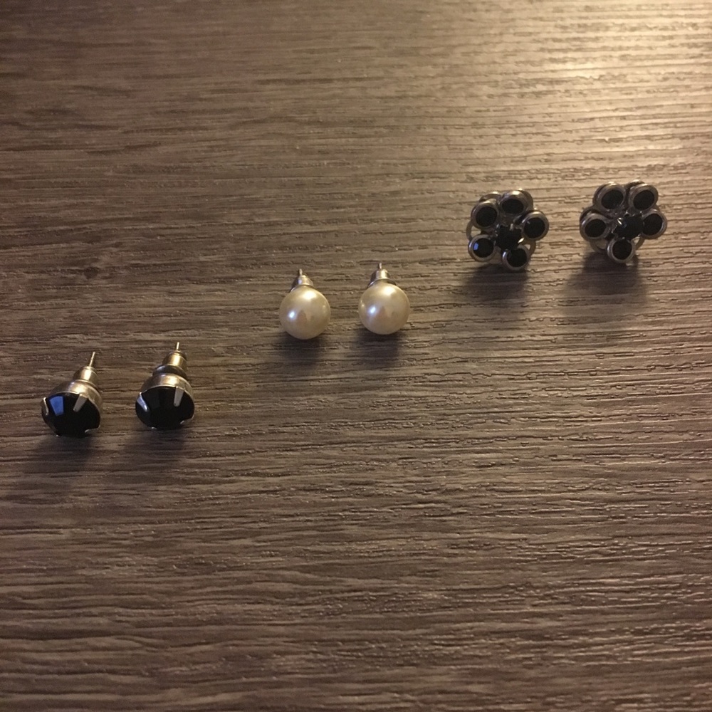3 pairs of cute stud earrings